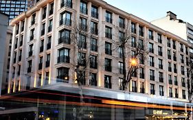 Grand Aras Hotel & Suites